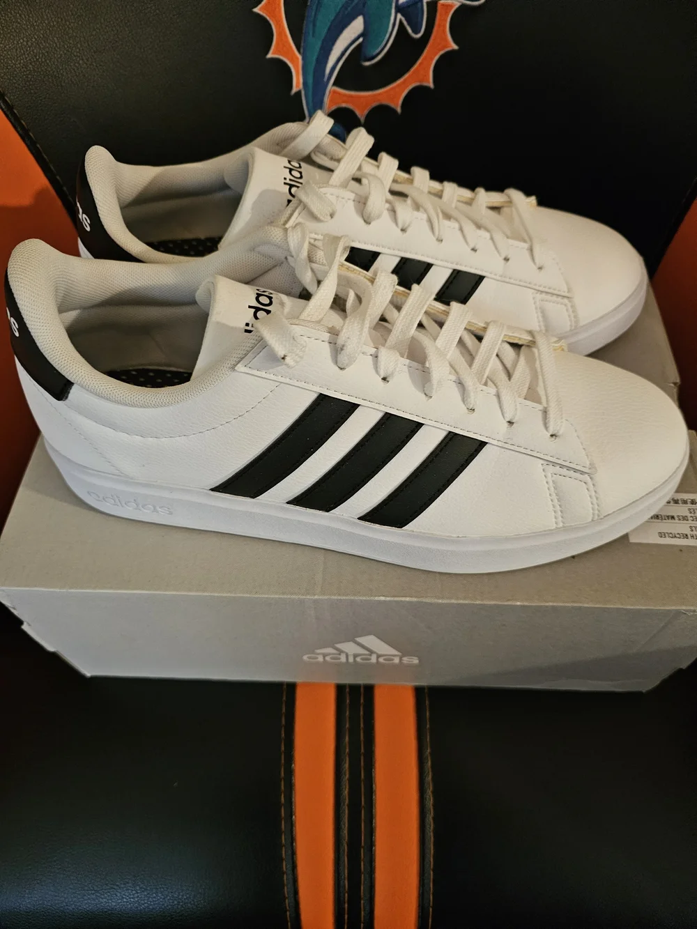 adidas smooth black